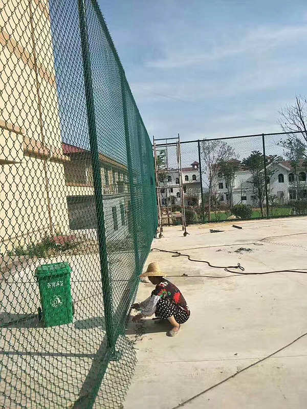 運動場護欄網.jpg