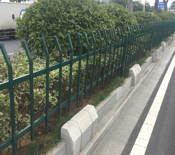 綠化帶護欄.jpg
