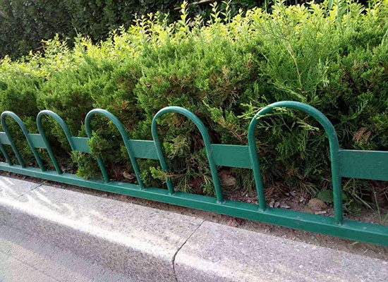 草坪圍欄.jpg